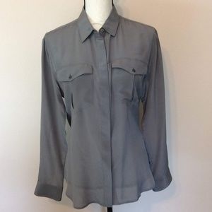{Banana Republic} Grey Silk Button Up Blouse szS